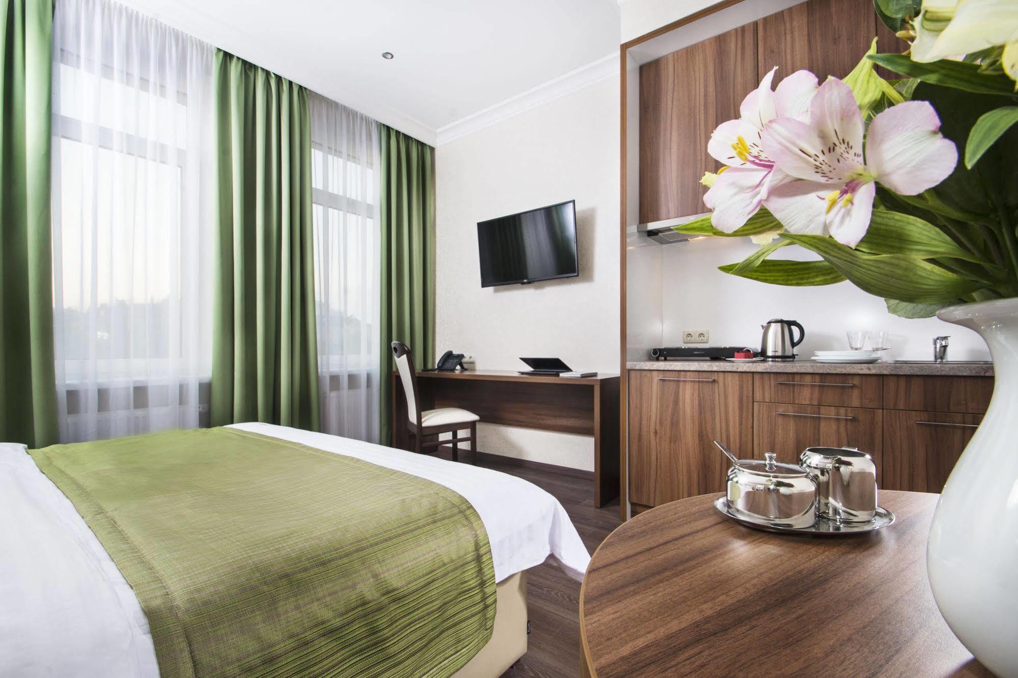 บอง อพาร์ท โฮเทล Hotel เคียฟ ภายนอก รูปภาพ